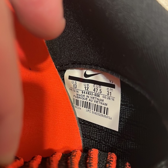 Nike Roshe Two Flyknit size 13 BRAND NEW - Picture 8 of 8